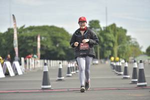 BIB: 0101
                            <button type="button" onclick="openModal(4942073)" class="btn btn-primary btn-sm float-right btn-popup" data-toggle="modal" data-target=".modal-high-quality">
                        <i class="fas fa-shopping-cart"></i> Add to Cart
                    </button>
                                            <button type="button" onclick="isThisMe(4942073, true)" class="btn btn-success btn-sm float-right btn-popup btn-isme hidden" data-toggle="tooltip" data-placement="bottom" title="นี่คือรูปของคุณใช่ไหม คลิกที่นี่เพื่อเอาเข้าอัลบั้ม">
                        <i class="fas fa-plus"></i> Add to album
                    </button>
                    <button type="button" onclick="isThisMe(4942073, false)" class="btn btn-warning btn-sm float-right btn-popup btn-isnotme hidden">
                        <i class="fas fa-ban"></i> Remove from album
                    </button>